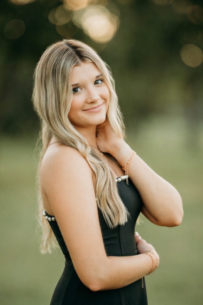 Addison Brewer Senior Pic \- Sarah Tyree Winner